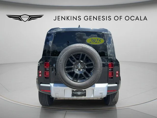 Used 2025 Black Land Rover S image 4