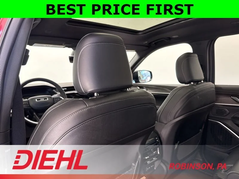 New 2026 Velvet Red Pearl-Coat Exterior Paint Jeep Limited image 21