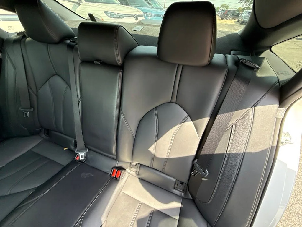 Used 2022 Pearl Toyota XLE image 23