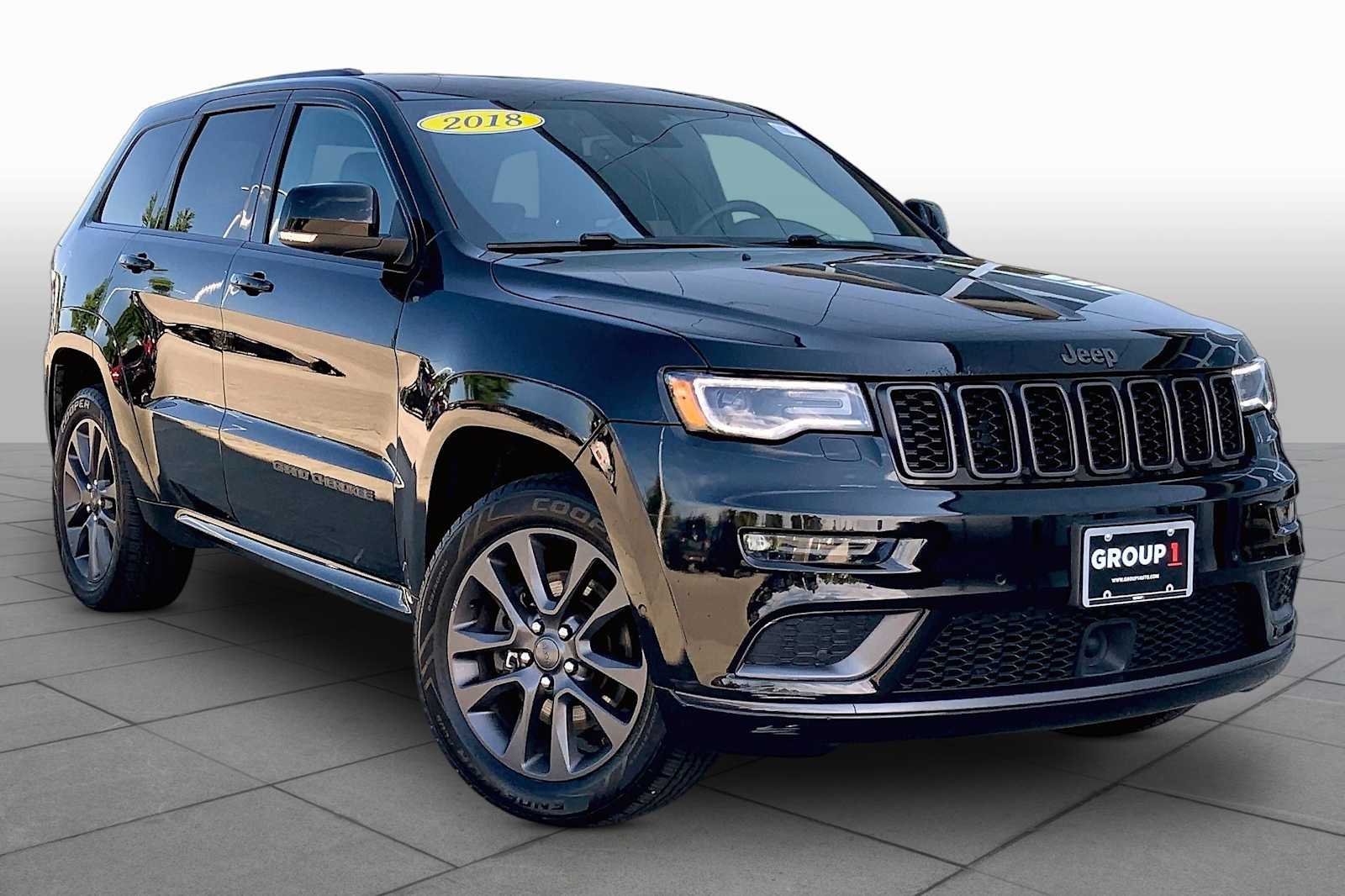 Used 2018 Diamond Black Crystal Pearlcoat Jeep High Altitude image 2