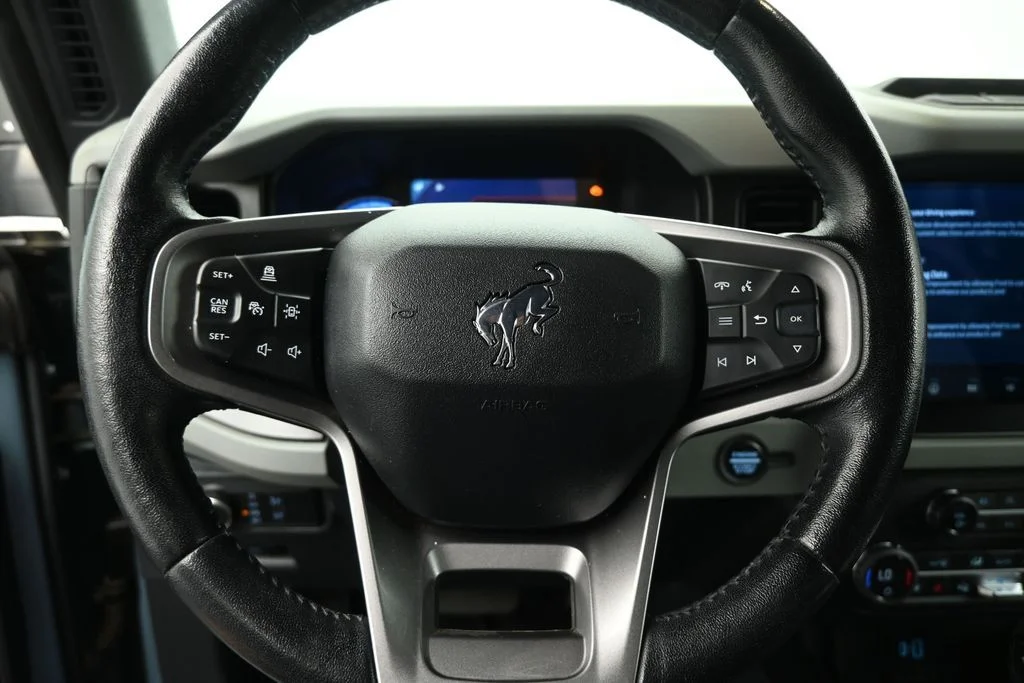 Used 2021 Blue Ford Badlands image 10