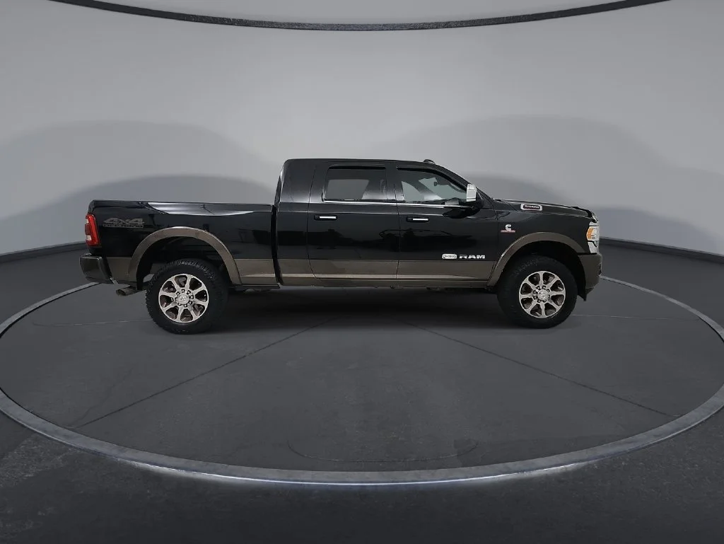 Used 2019 Black Ram Laramie Longhorn image 9