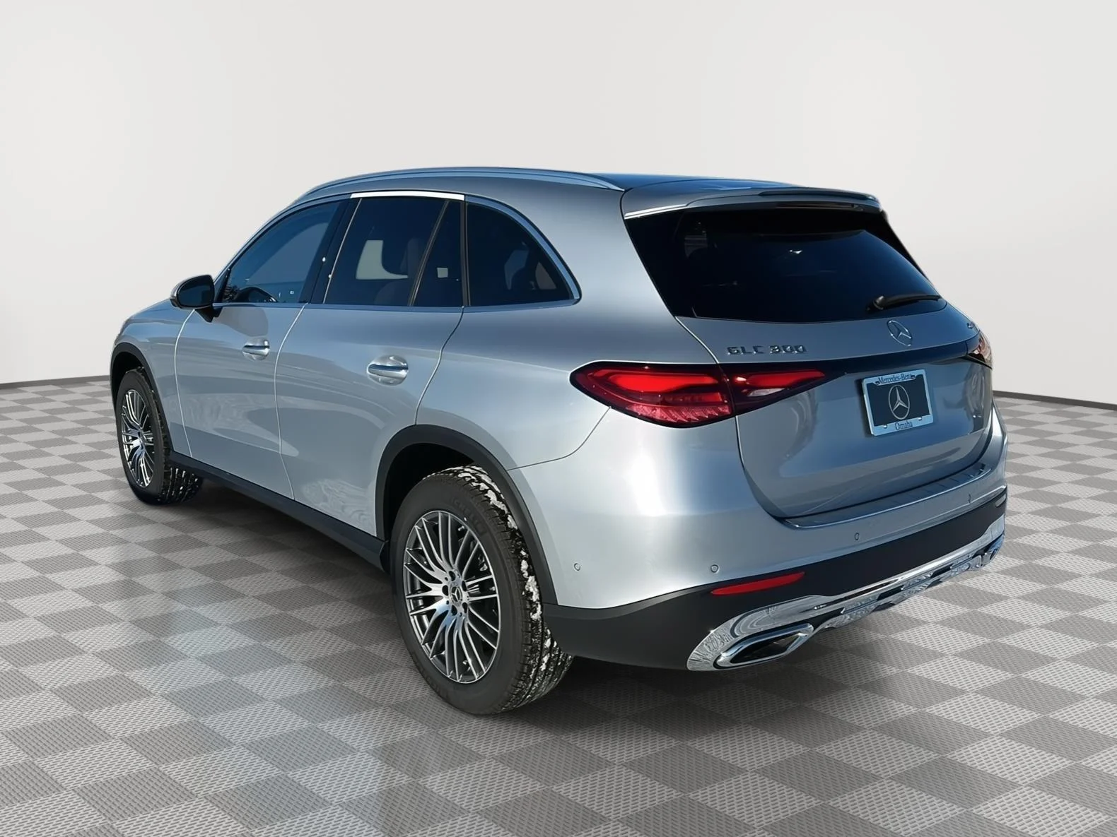 New 2026 Cirrus Silver Metallic Mercedes-Benz GLC 300 image 5