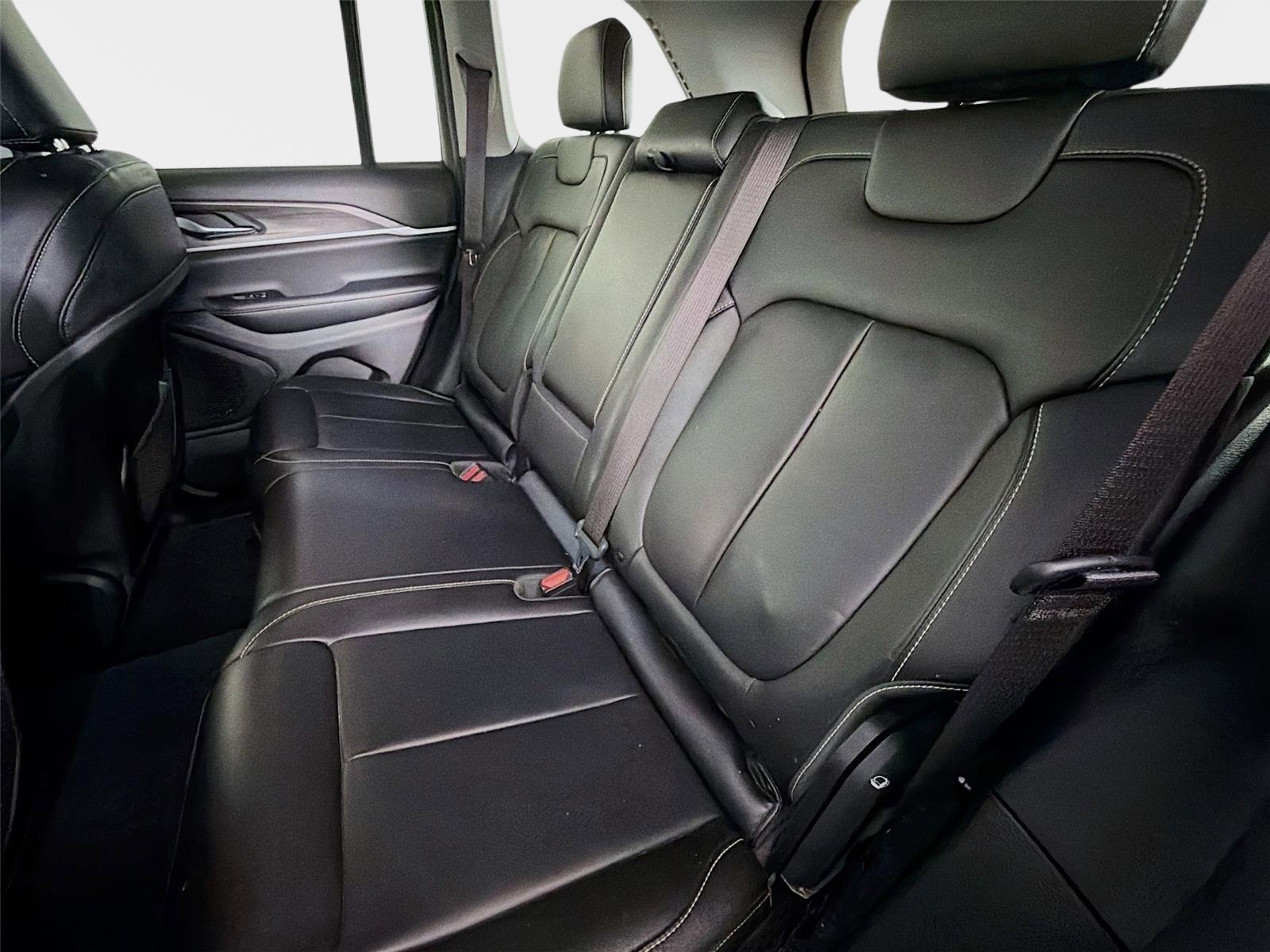 2023 Jeep Grand Cherokee Limited - Photo 22