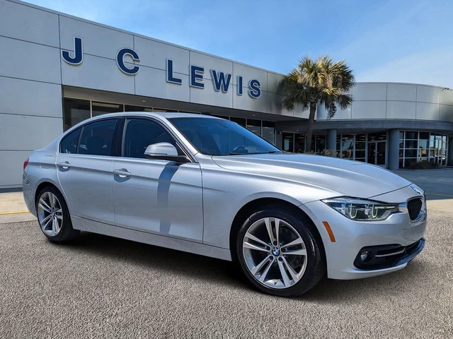 2018 BMW 3 Series 330i