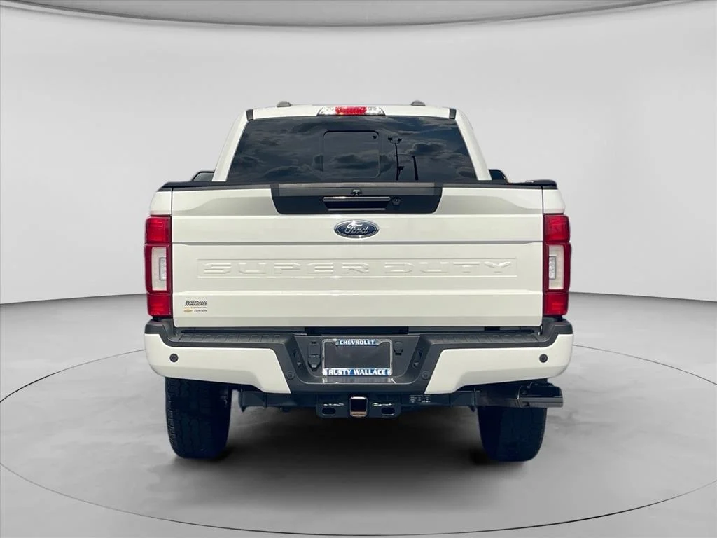 Used 2022 Star White Metallic Tri-Coat Ford LARIAT image 6