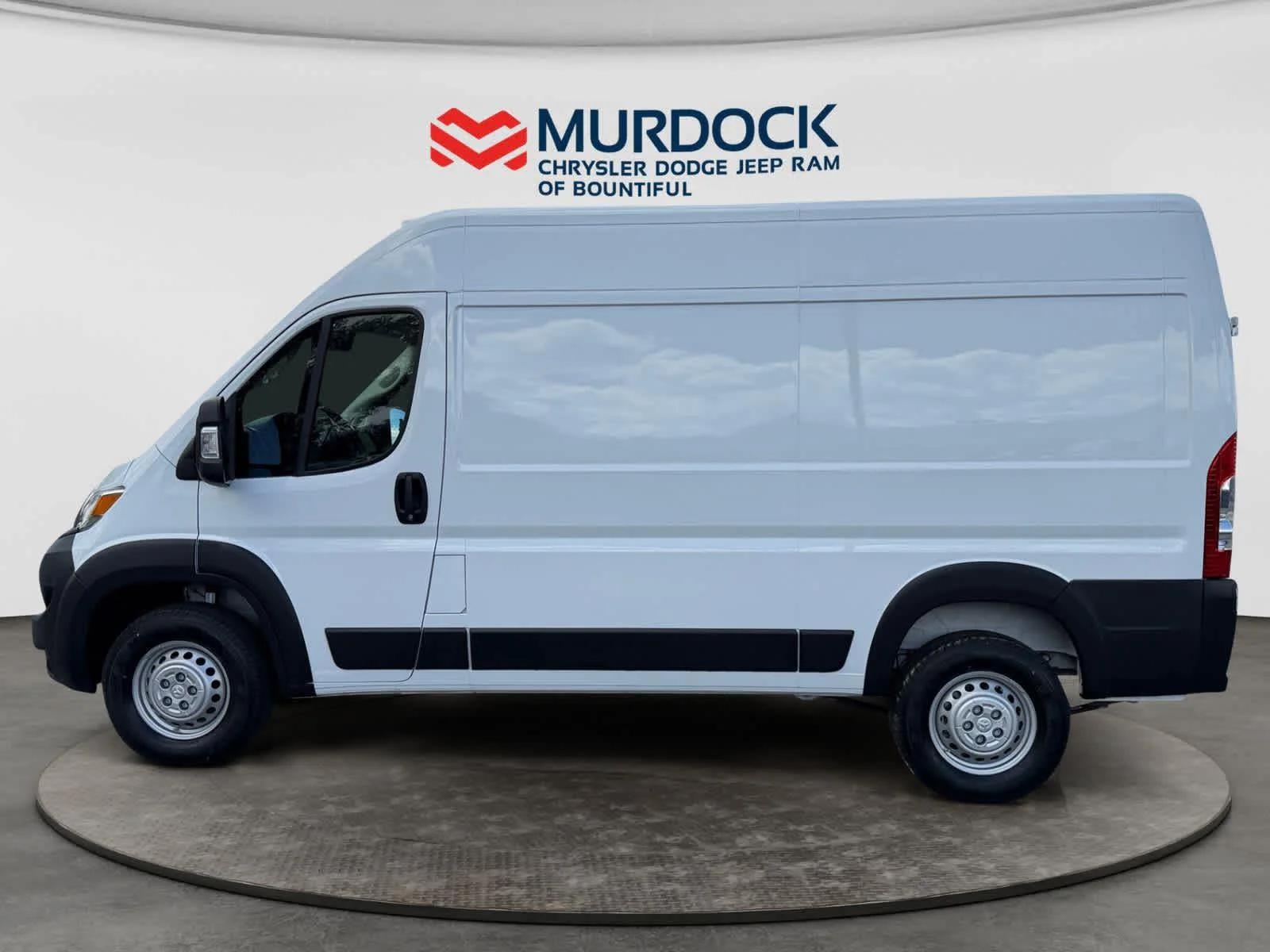 New 2026 Bright White Clear-Coat Exterior Paint RAM Tradesman image 2