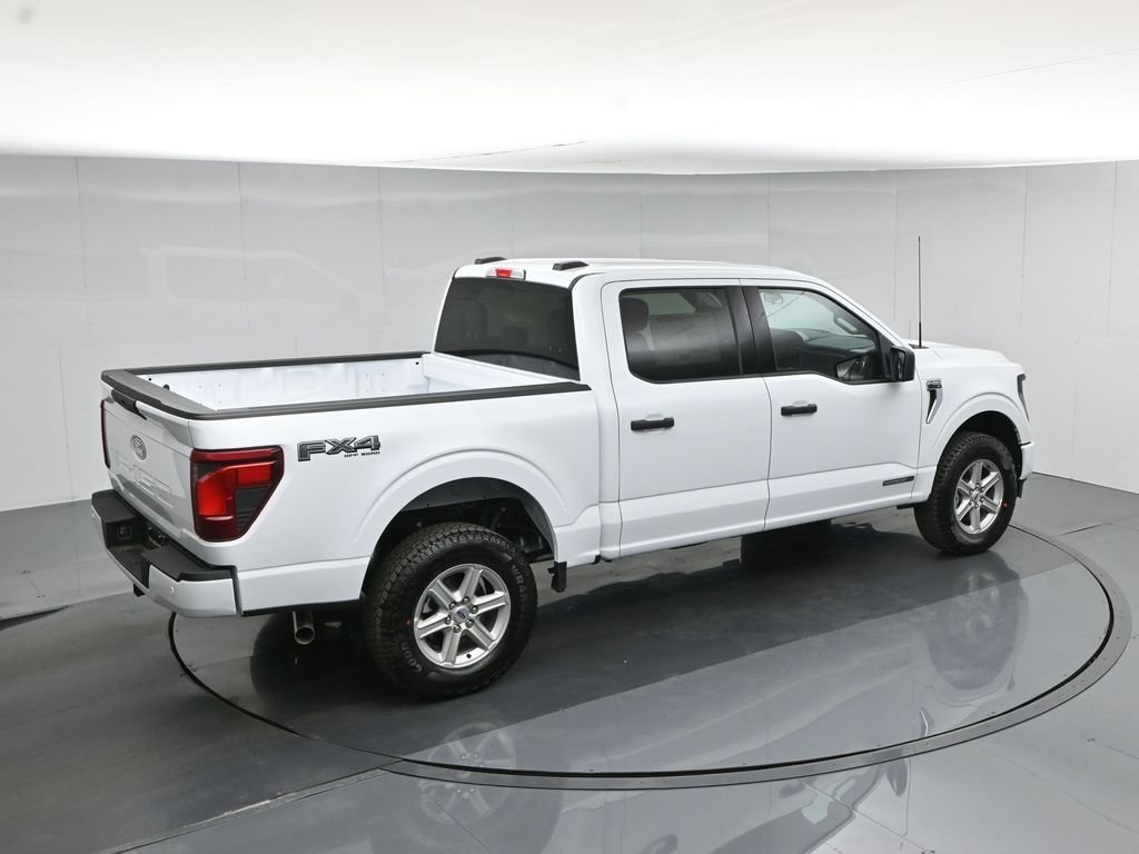 New 2026 Oxford White Ford XLT image 39
