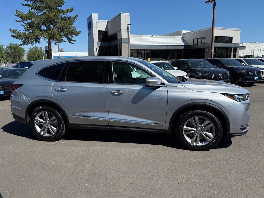Certified Used 2026 Solar Silver Metallic Acura Base image 5