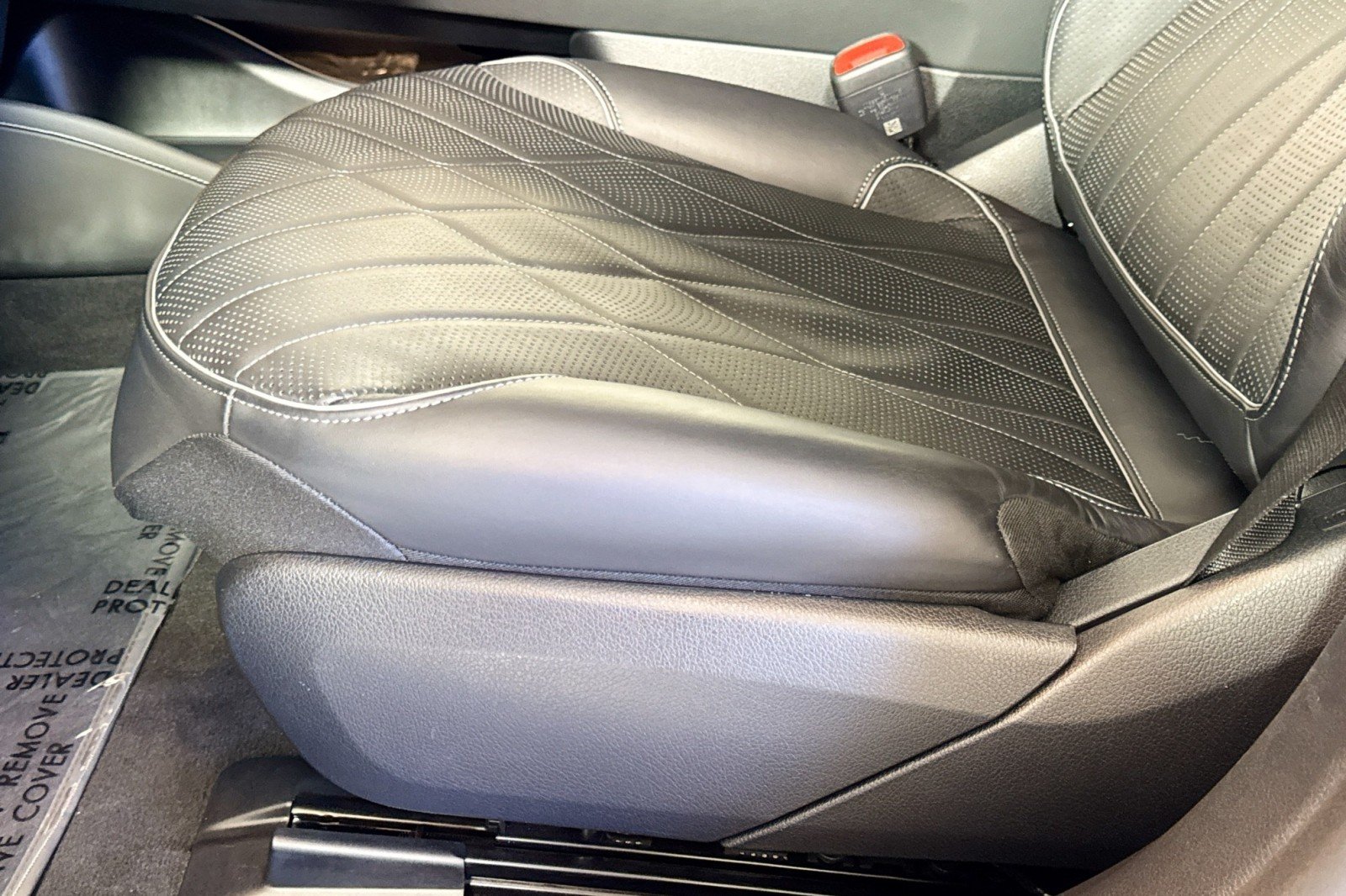 Certified Used 2023 Obsidian Black Metallic Mercedes-Benz EQS 580 4MATIC® Sedan image 18