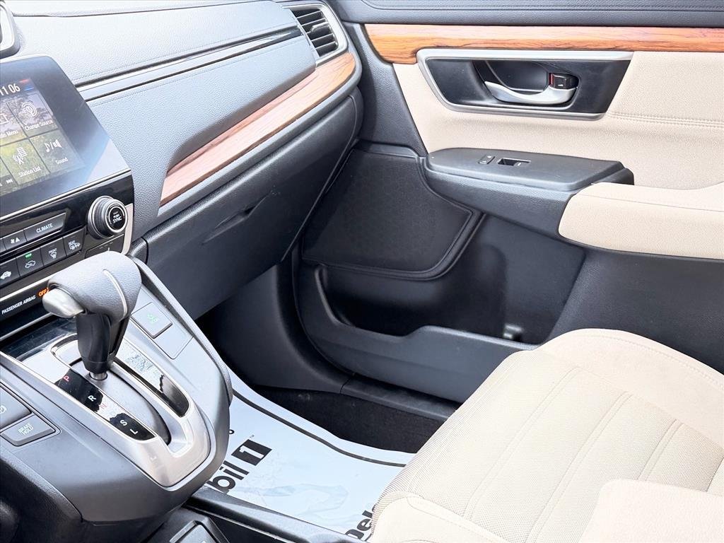 Used 2017  Honda EX image 11