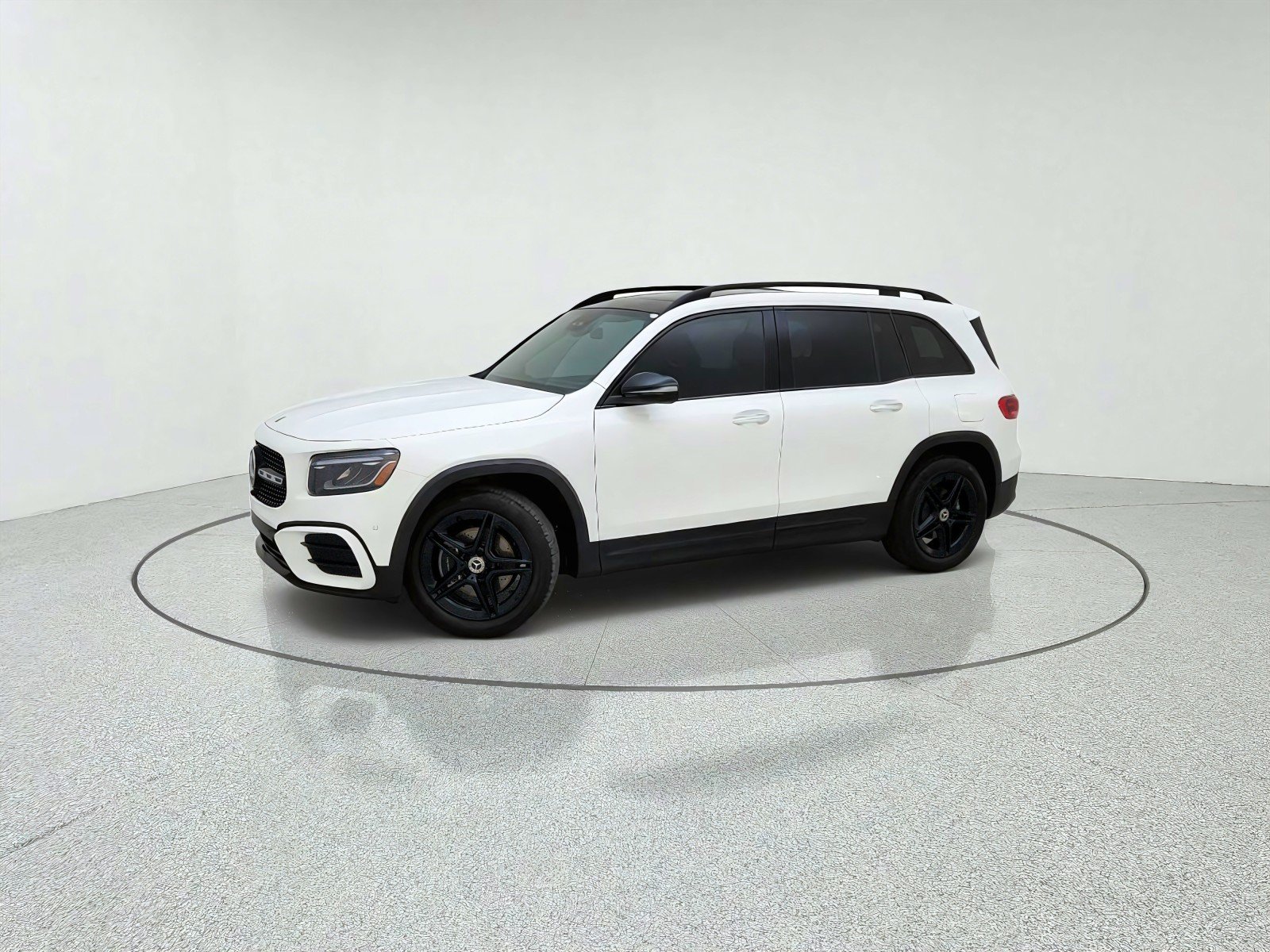 Used 2024 Polar White Mercedes-Benz AMG® Line Package image 15