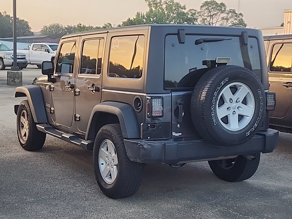 Used 2017 Jeep Wrangler Unlimited Sport S with VIN 1C4BJWDG1HL557252 for sale in Pekin, IL