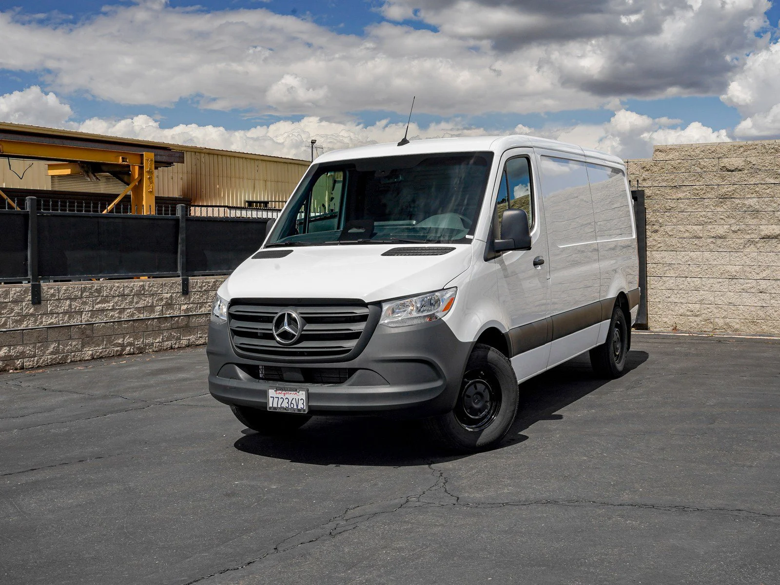 2026 Mercedes-Benz Sprinter 2500 144 WB's photo