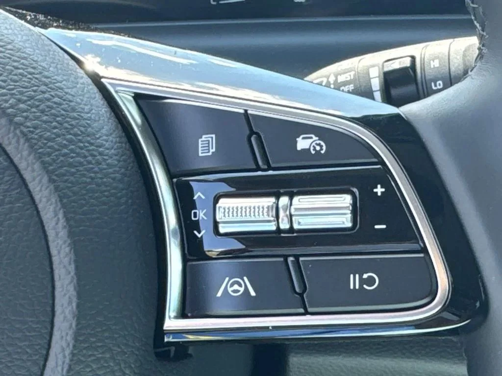 New 2026 Gray Kia S image 24