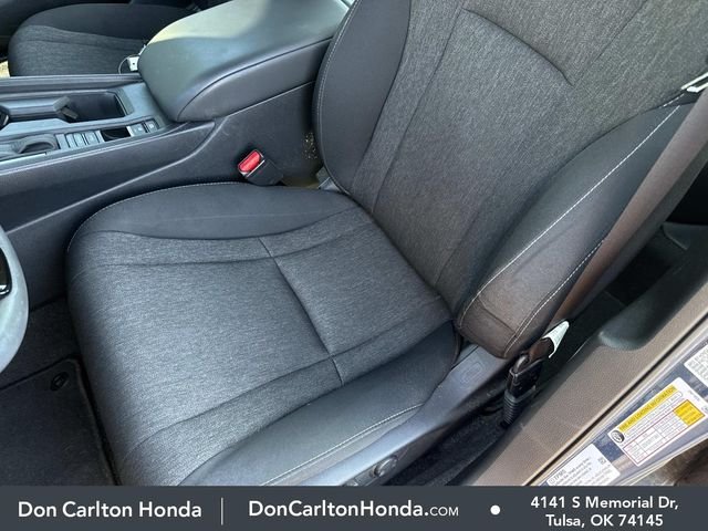 Used 2024 Blue Metallic Honda EX image 8