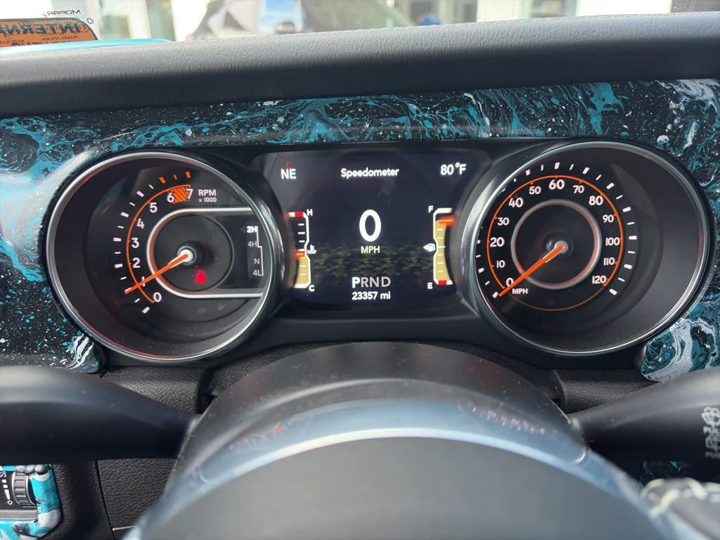 Used 2019 Teal Jeep Sahara 4x4 image 2