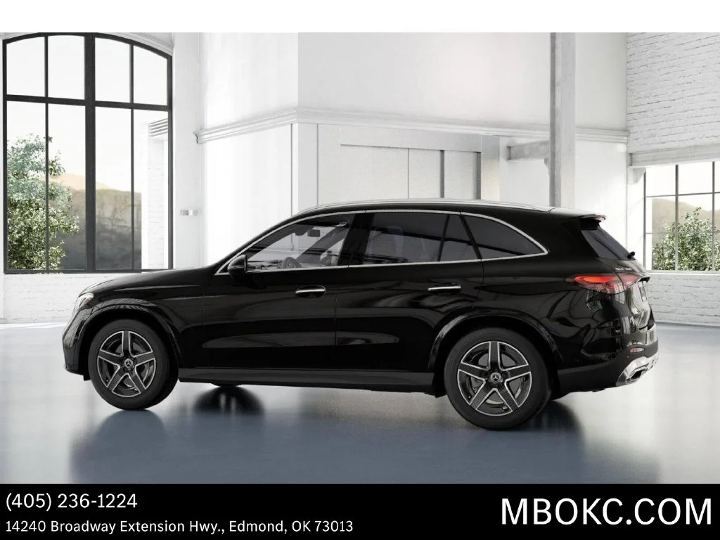 Used 2026 Black Mercedes-Benz GLC 300 image 33
