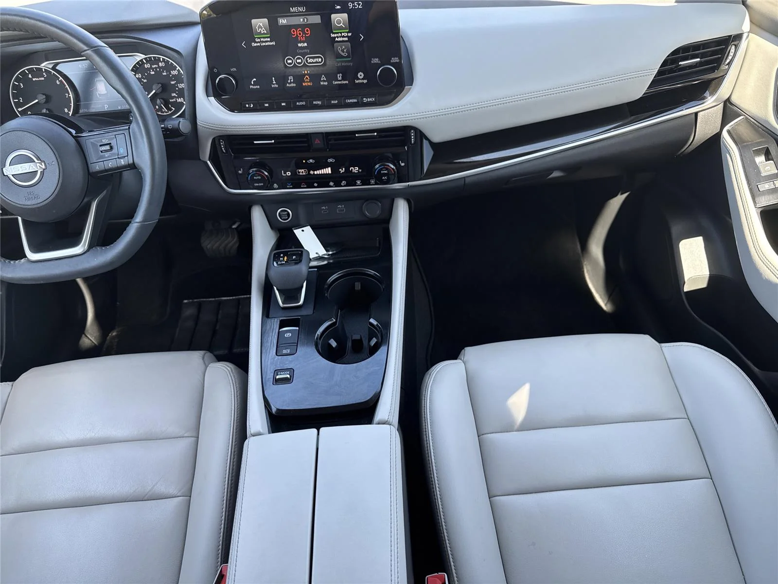 Used 2023 Super Black Nissan SL image 16