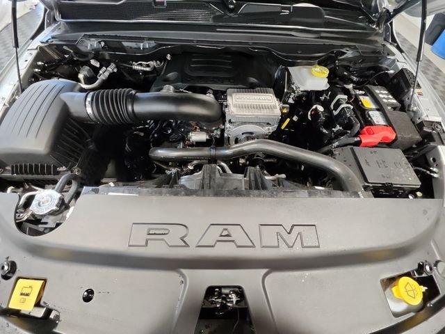 New 2026 Silver Zynith Exterior Paint RAM Laramie image 16