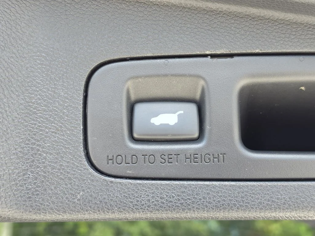 Certified Used 2017  Honda Touring image 10
