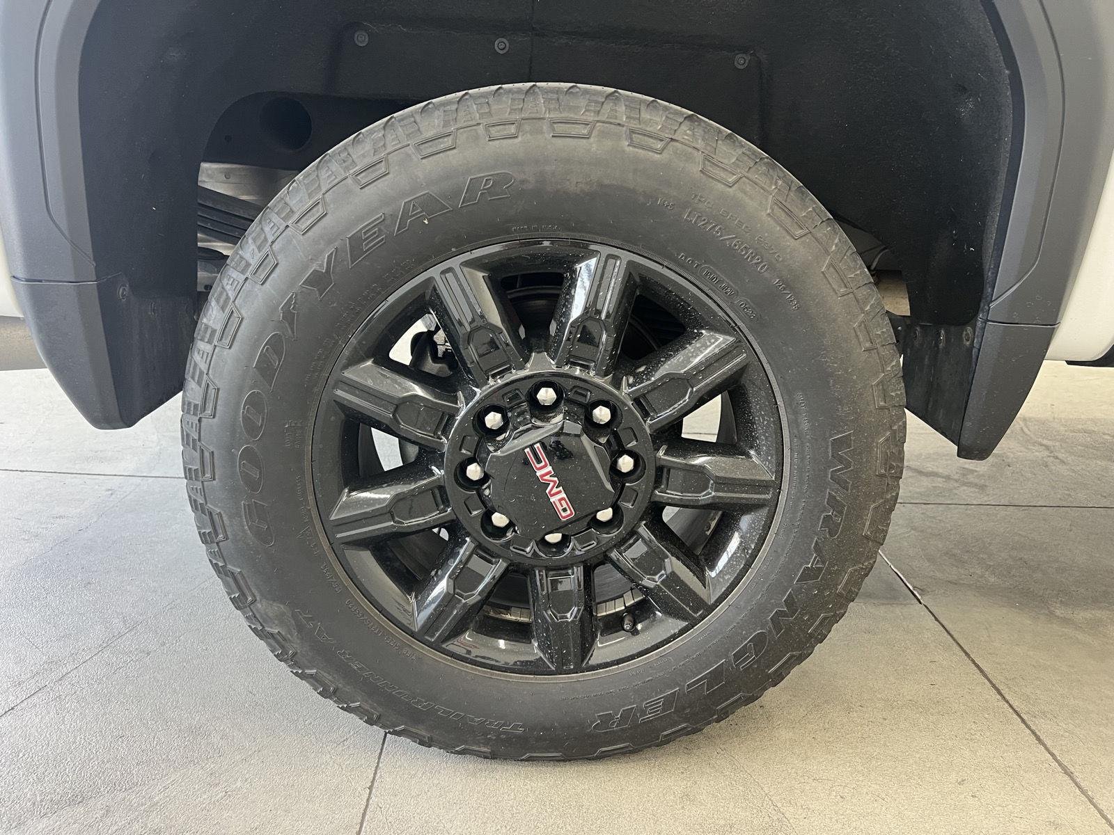 2024 GMC Sierra 2500HD AT4 - Photo 15