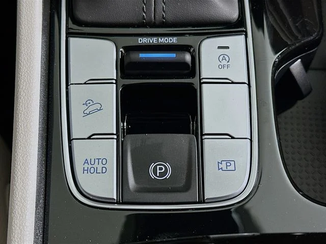 New 2026 Hyundai TUCSON SEL