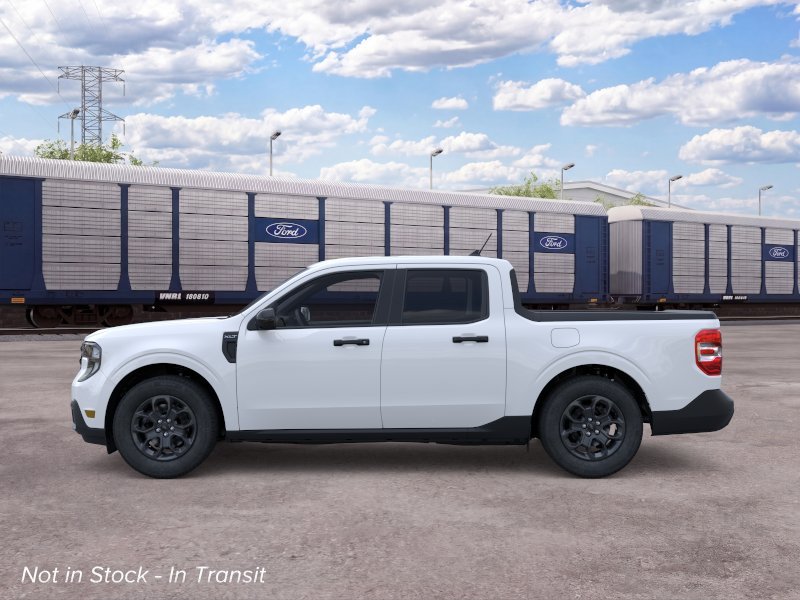 New 2026 Oxford White Ford XLT image 3