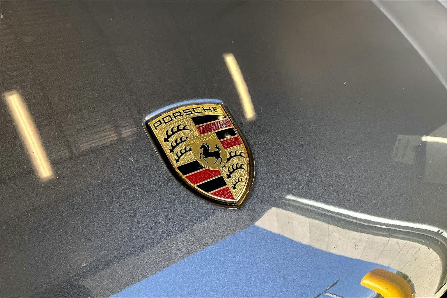 Used 2018 Agate Grey Metallic Porsche Sport Edition image 10