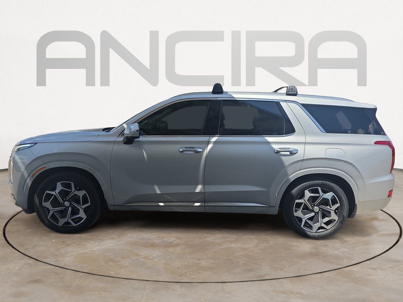 Used 2022 Typhoon Silver Hyundai Calligraphy image 4