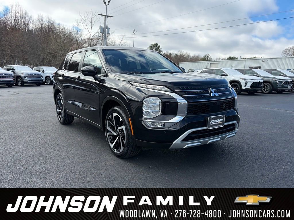 2024 Mitsubishi Outlander SE