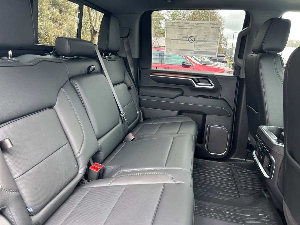 2026 GMC Sierra 2500HD Denali - Photo 13