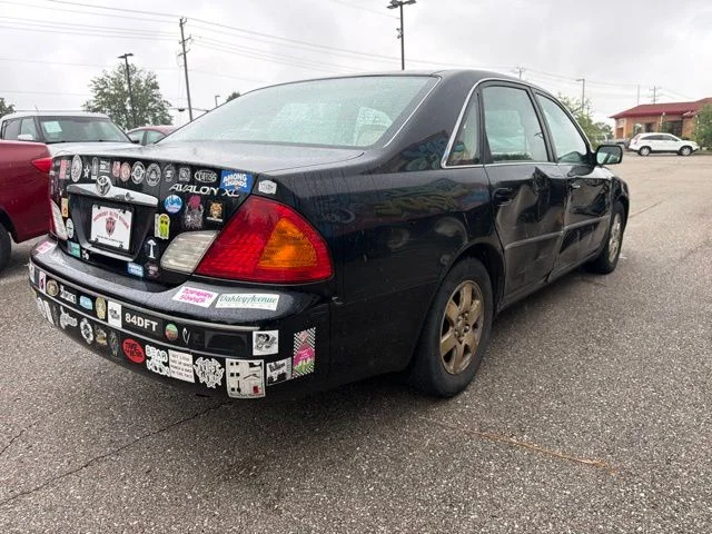 Used 2001 Black Toyota  image 6