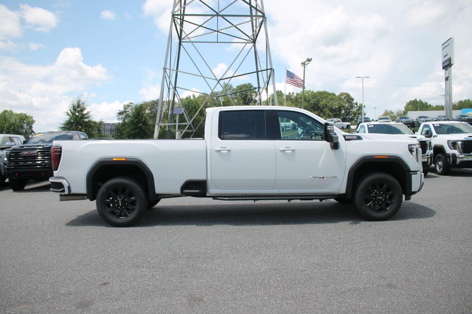 Used 2024 Summit White GMC AT4 image 10