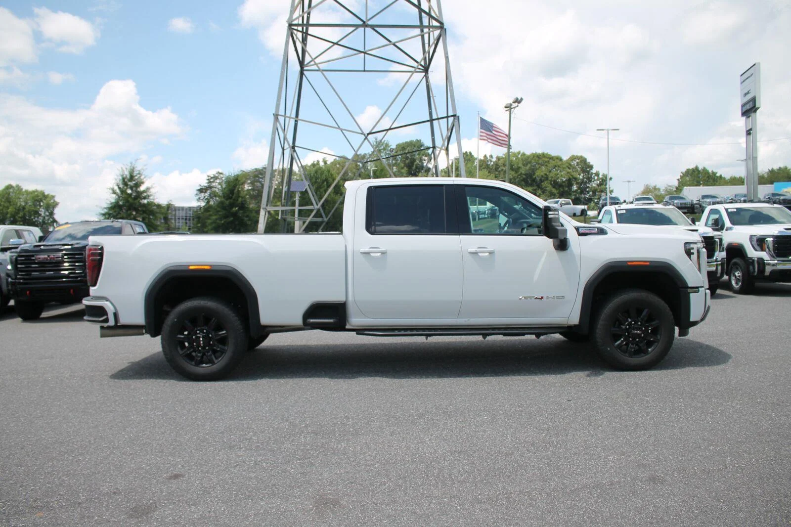 Used 2024 Summit White GMC AT4 image 10
