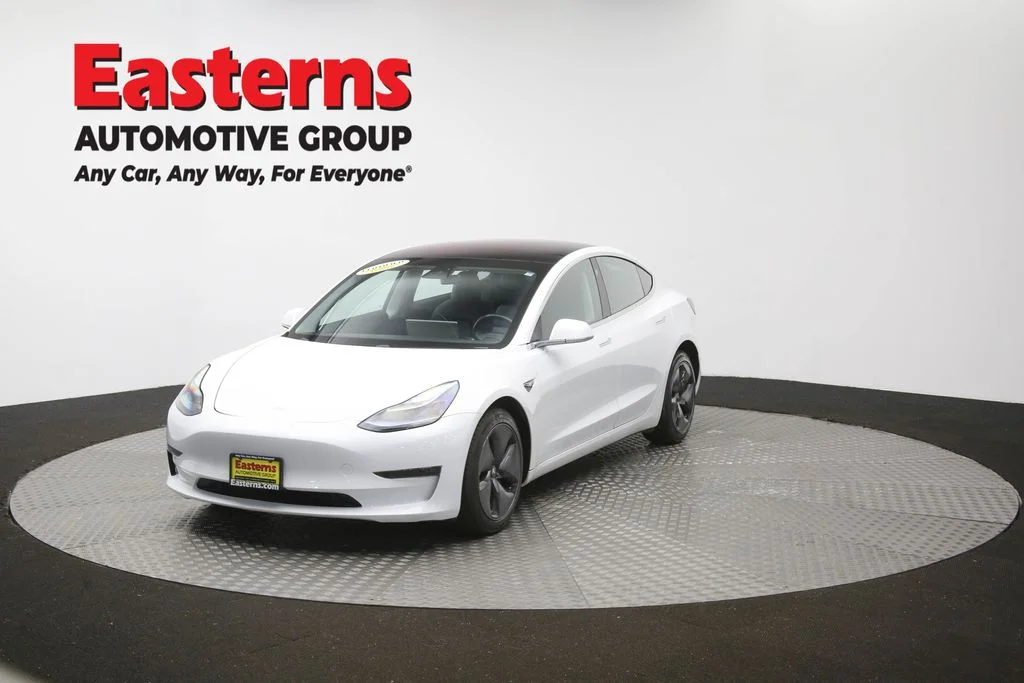 Used 2018 White Tesla Long Range image 47