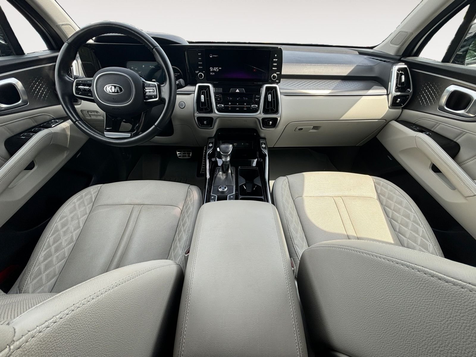 Used 2021 Silver Kia SX-Prestige image 10