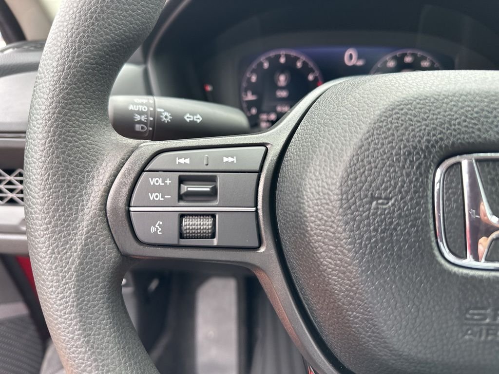 2025 Honda Accord SE - Photo 30