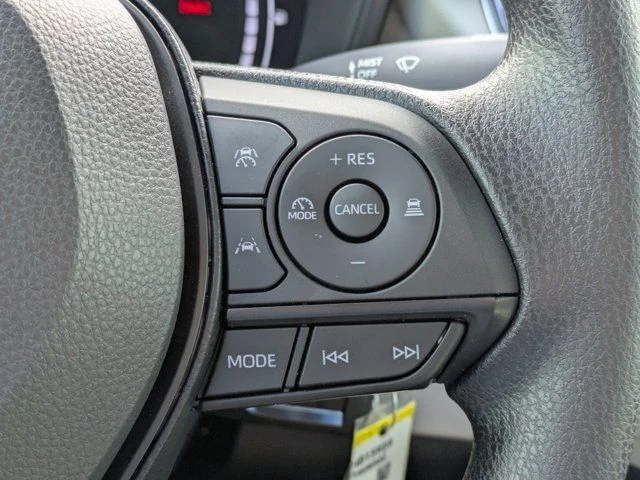 2026 Toyota Corolla LE - Photo 23
