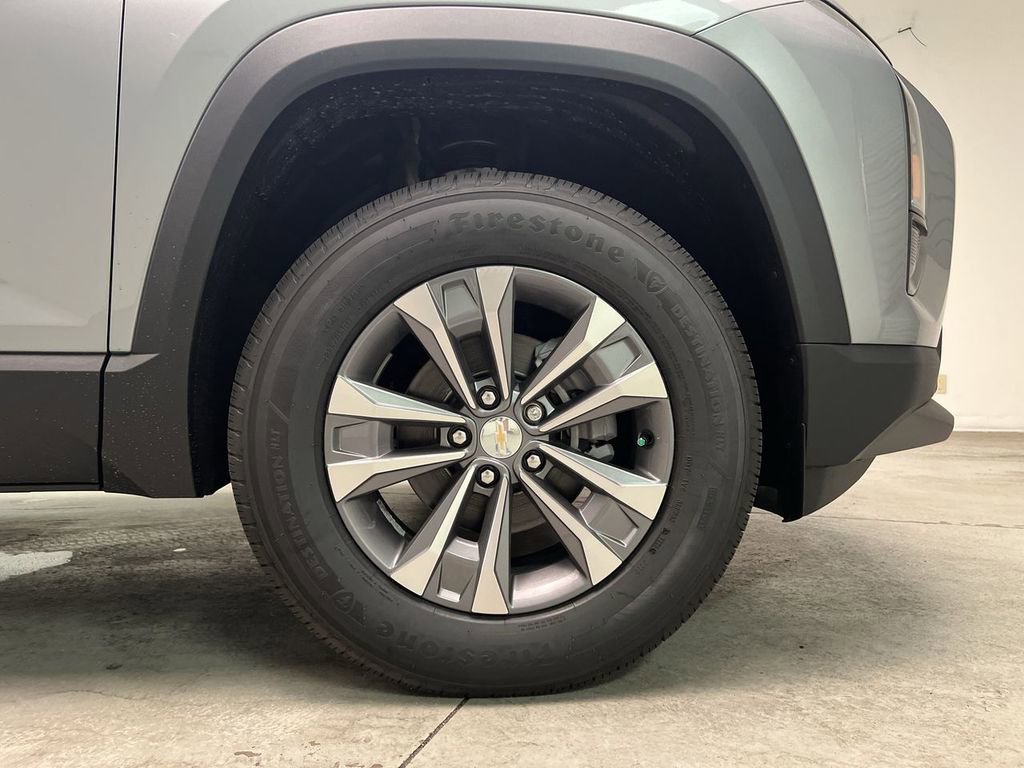 2026 Chevrolet Equinox LT - Photo 10