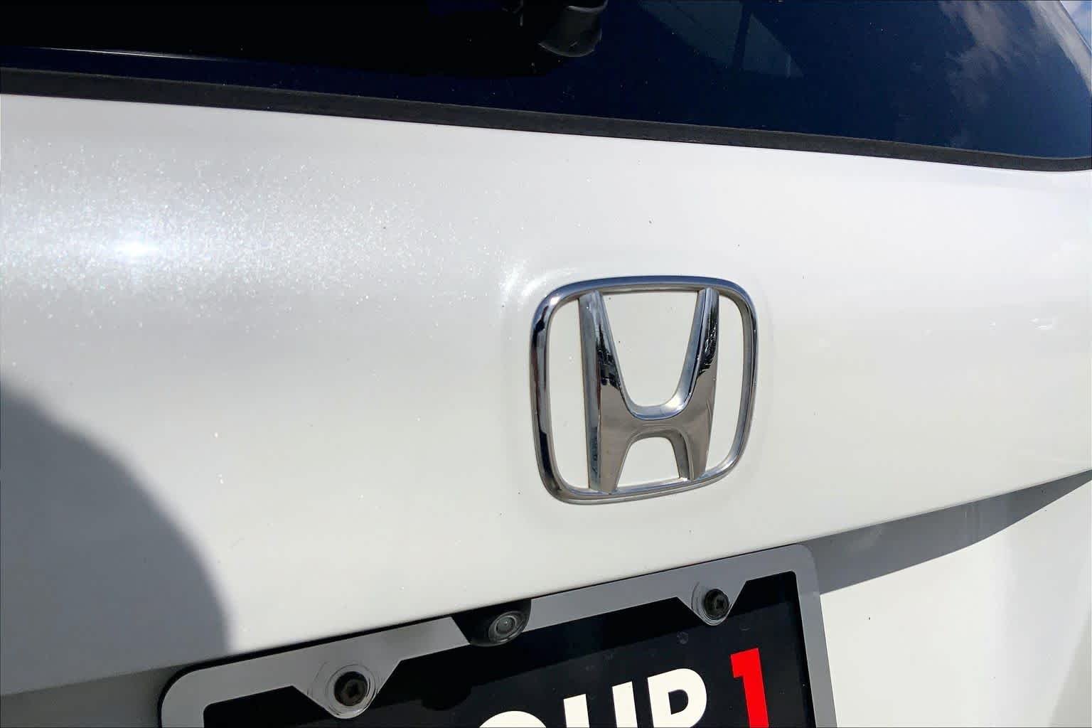 Used 2021 Platinum White Pearl Honda Special Edition image 10