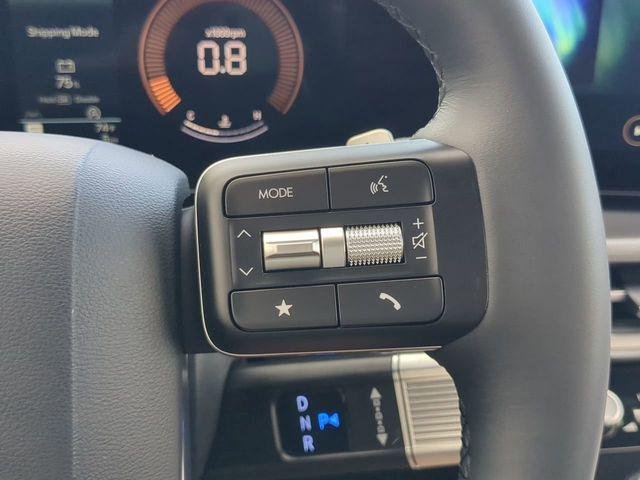 New 2026 Black Hyundai SE FWD image 21