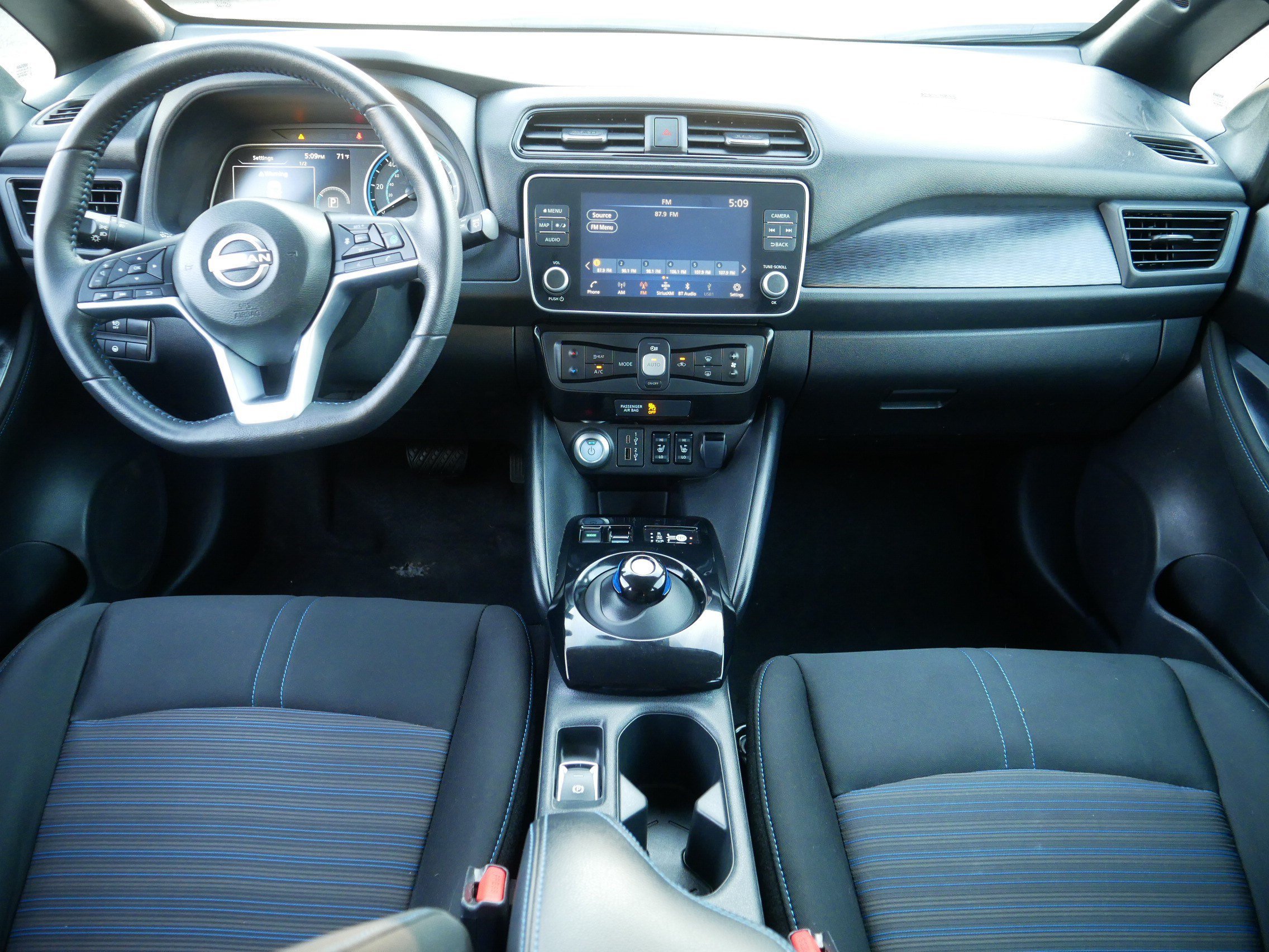 Used 2025 Deep Blue Pearl Nissan SV PLUS image 10