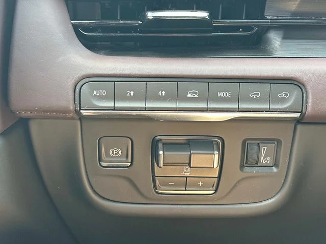 Used 2023 Black Cadillac Premium Luxury Platinum image 27