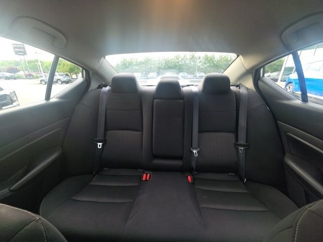 Used 2024 Silver Nissan 2.5 SV image 28