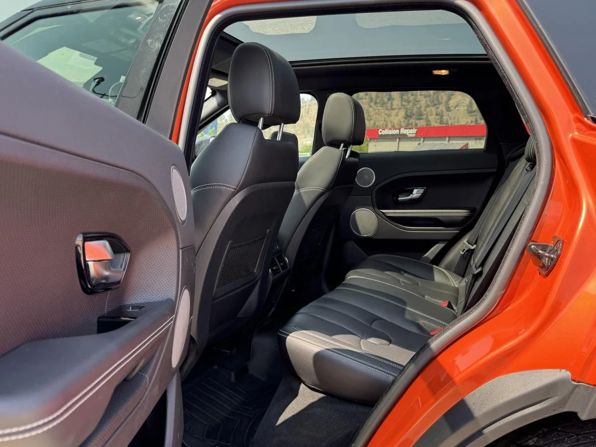 Used 2015 Orange Land Rover Dynamic Premium 5 image 16