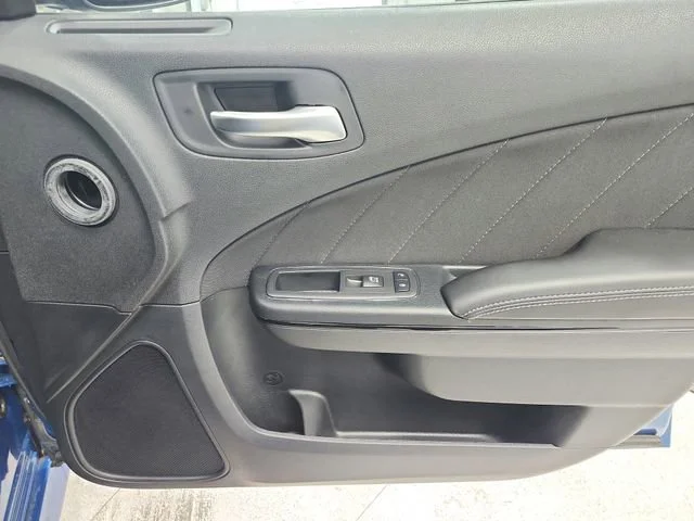 Used 2023  Dodge R/T image 39