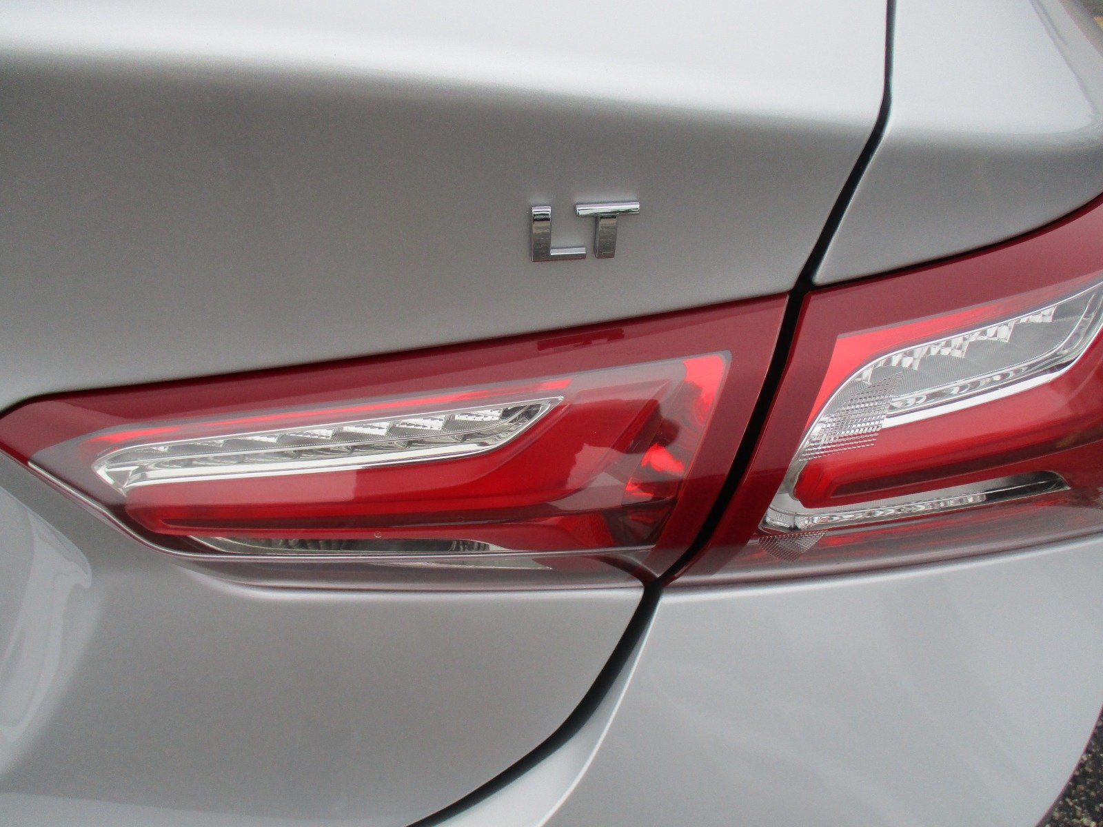 2021 Chevrolet Malibu 1LT - Photo 5