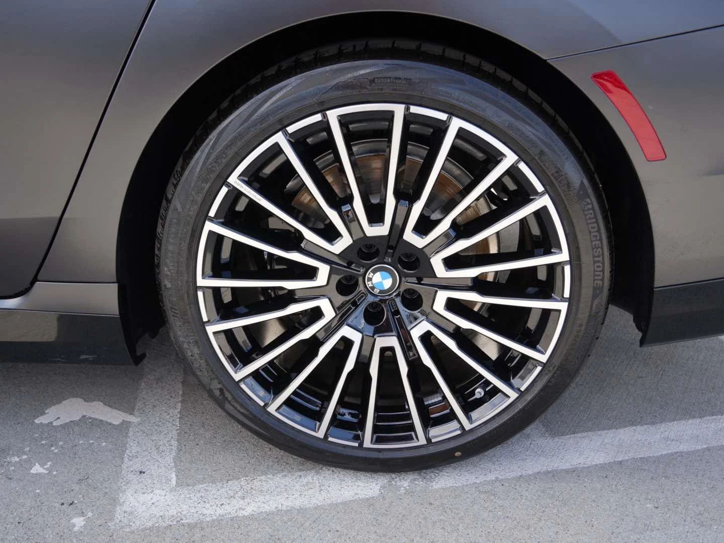 New 2027 Frozen Deep Grey Metallic BMW 740i image 6