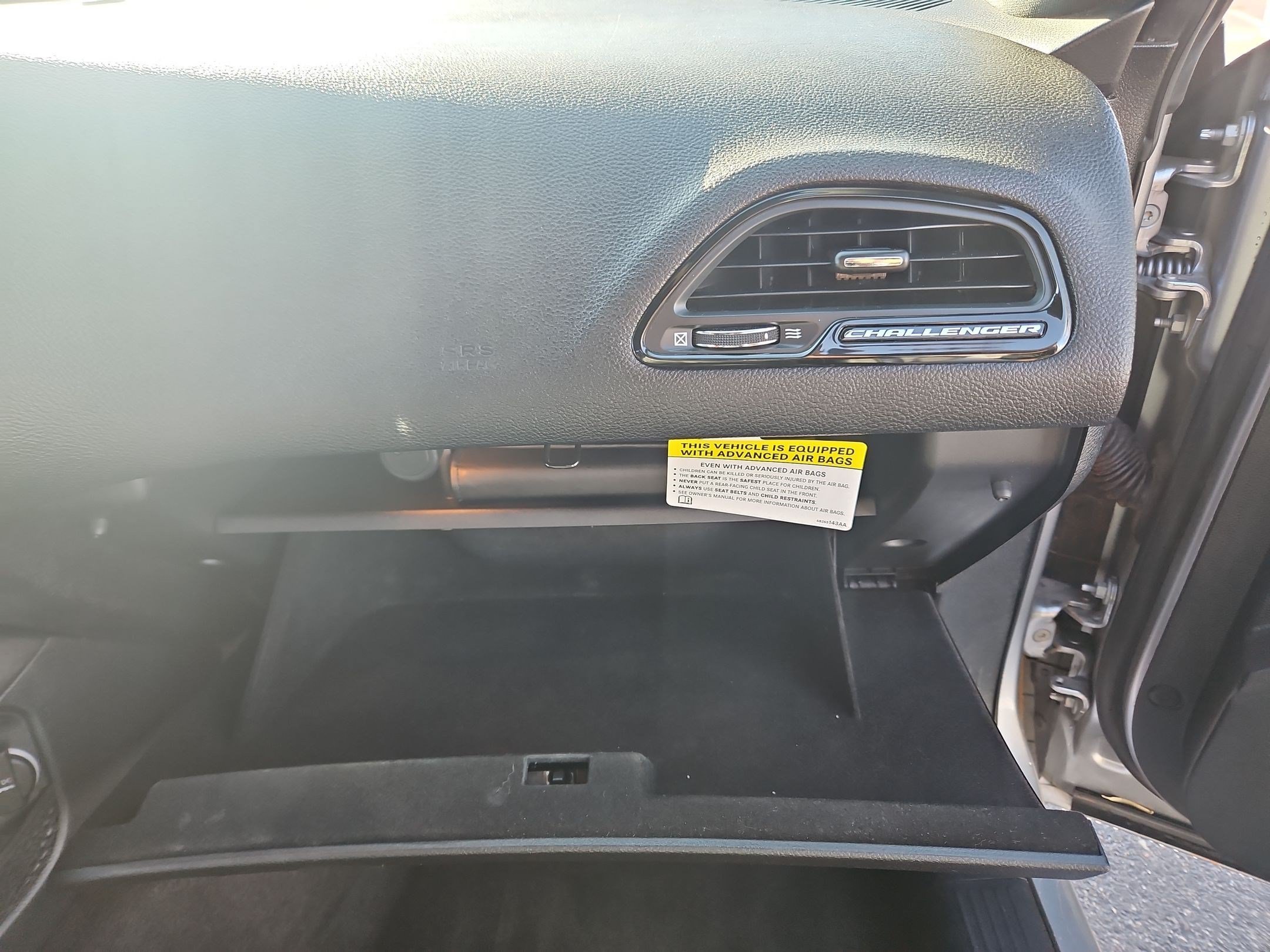 Used 2015 Billet Silver Metallic Clearcoat Dodge R/T Plus image 30